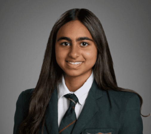 Alyssa Dhanji - Business/Marketing Team